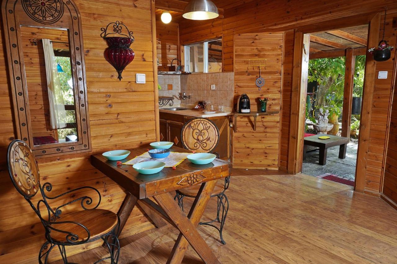 Curry Villa Ramot Екстериор снимка