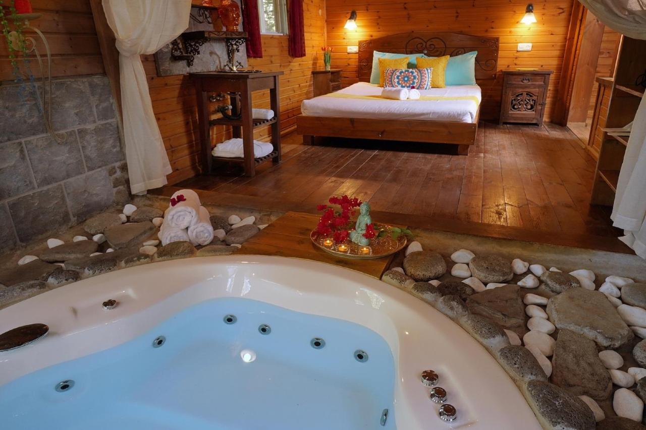Curry Villa Ramot Екстериор снимка