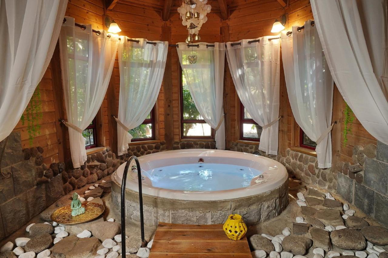 Curry Villa Ramot Екстериор снимка