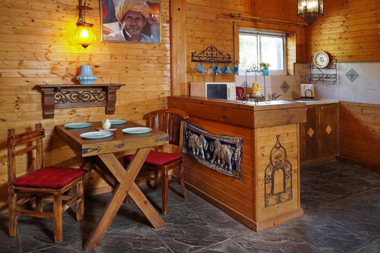 Curry Villa Ramot Екстериор снимка